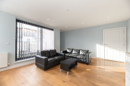 2 Bed Flat, Streatham, SW16 - Photo 5
