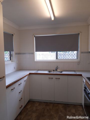 2 BEDROOM UNIT SOUTH MACKAY - Photo 3