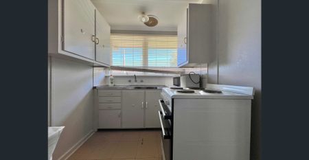 Century 21 Central West (02) 6862 1265 - Photo 4