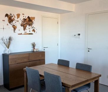 Appartement te huur in Antwerpen voor € 975 met 2 slaapkamers - Photo 3