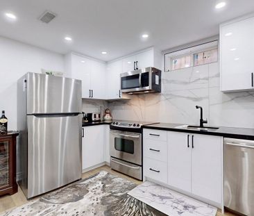 For Lease - 305 Rita's Avenue, Newmarket, Ontario - Photo 5