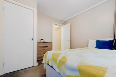 2 Bed 1 Bath - Photo 4