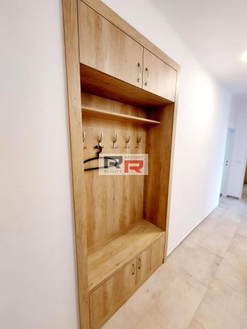 Pronájem bytu 2+1 55 m² - Photo 2