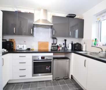 2 bedroom apartment to rent - Photo 4