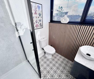 2 bedroom bungalow to rent - Photo 2