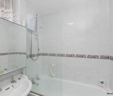 2 bedroom property to rent in Bath - Photo 3