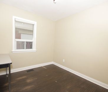 For Lease - 157 Shropshire Drive, Toronto, Ontario - Photo 3