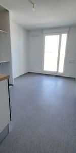 Location Appartement 1 pièce 18m² NIMES 30000 - Photo 4