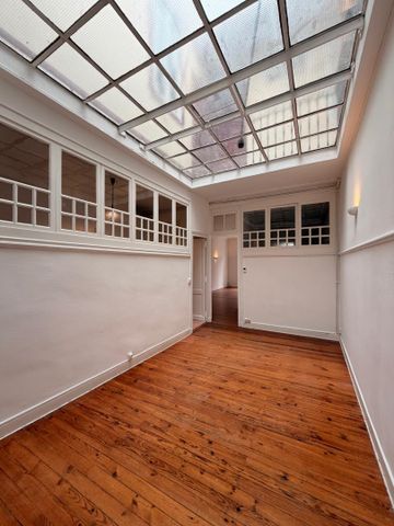 Location Appartement 4 pièces 152m² - Photo 4