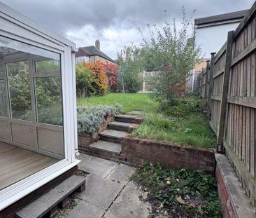3 bedroom semi-detached house to rent - Photo 2