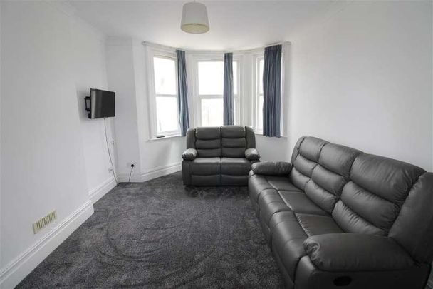 Howard Road, Southampton, SO15 - Photo 1