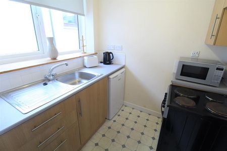 1 bedroom flat to rent - Photo 3