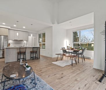 Fully Furnished Penthouse Suite - Photo 1