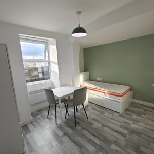 Studio Flat, Tottenham Lane, N8 - Photo 2