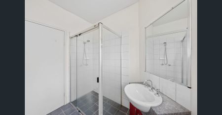 1 Brm Apartment - Photo 2