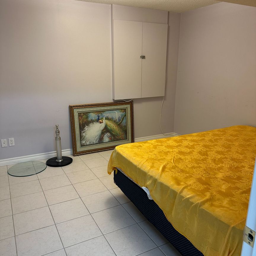 For Lease - 80 Ray Street, Markham, Ontario - Photo 1