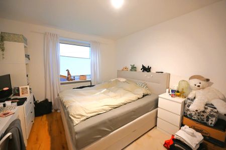 Wohlfühloase in Linz - 3 Zimmer Wohnung mit Balkon und riesigem Wohnzimmer - Photo 3