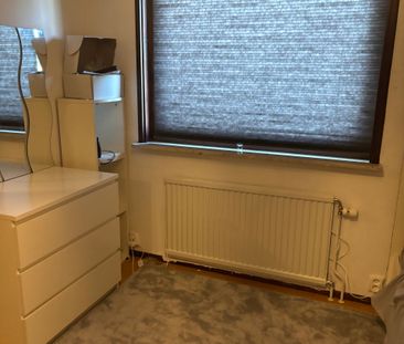 Möblerat rum - Photo 5