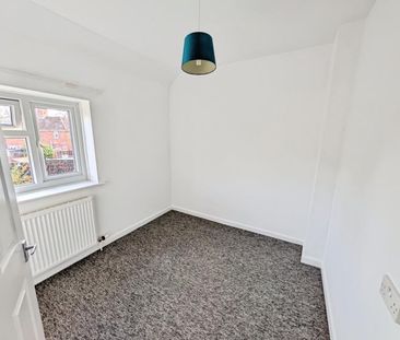 3 bedroom terraced house to rent - Photo 6