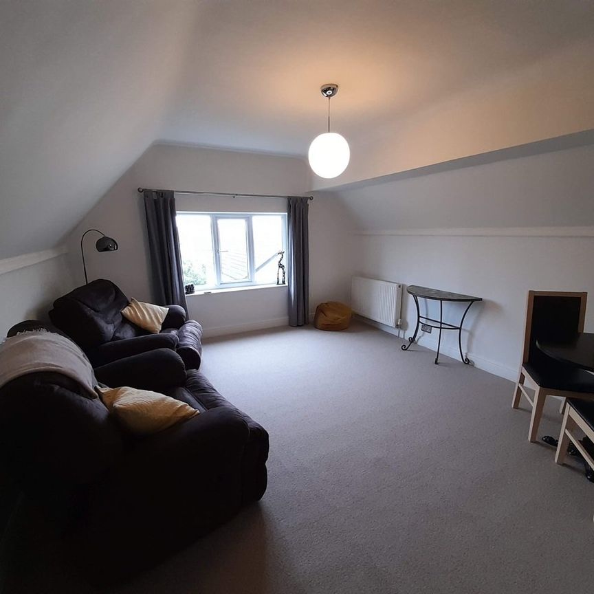 1 Bed Flat, Lidgett Lane, LS8 - Photo 1