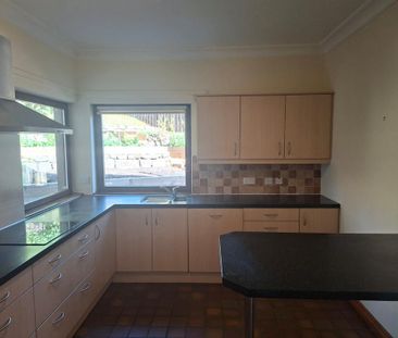 4 bedroom detached house to rent - Photo 6