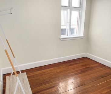 2-Bedroom Flat in the Heart of Newtown - Photo 1