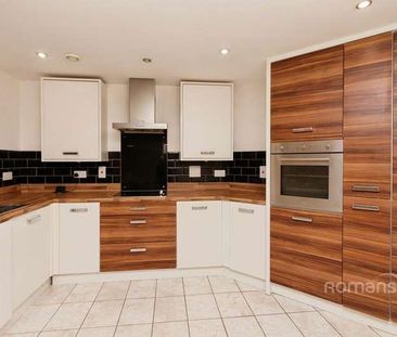 Lynx Court, Wallis Square, Farnborough, Hampshire, GU14 - Photo 5