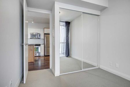 For Lease - 5 Valhalla Inn Road Unit# 2002, Toronto, Ontario - Photo 3