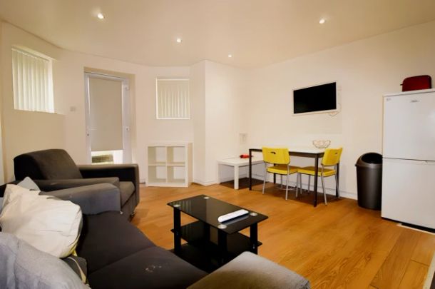 3 Bed 1 Bath - Photo 1