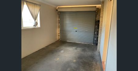 THREE BEDROOM OXLEY VALE TAMWORTH - Photo 4