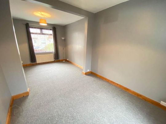 32 Strandburn Park, Belfast, BT4 1ND - Photo 1