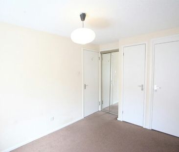 Chapel Lane, Leith, EH6, Edinburgh - Photo 2