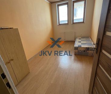 UBYTOVANIE PRE ŠTUDENTOV A JEDNOTLIVCOV | ZVOLEN – PODBOROVÁ – Fotografia 1