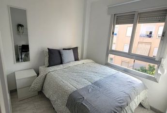 Carrer de Sant Lluís Bertran, Torrent, Valencian Community 46900