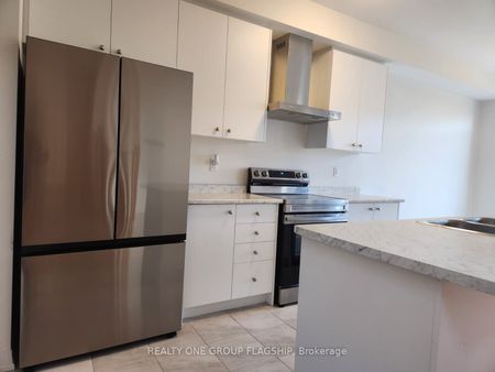 For Lease - 65 Velvet Way, Thorold, Ontario - Photo 4