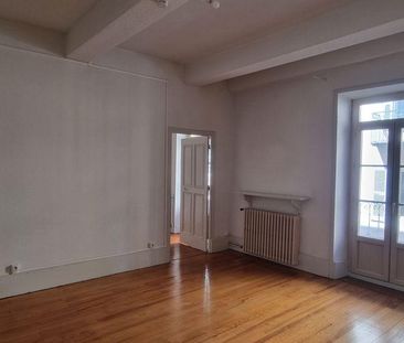 Location Appartement 2 pièces 56m² PRIVAS 07000 - Photo 1