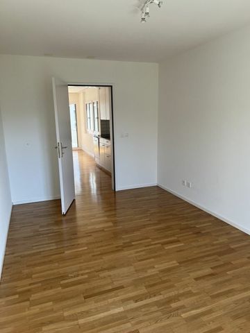 Grosszügige 2.5 Zimmer-Wohnung im Herzen von Bad Zurzach - Photo 4