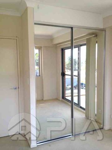 2 bed apartment for lease - Photo 4