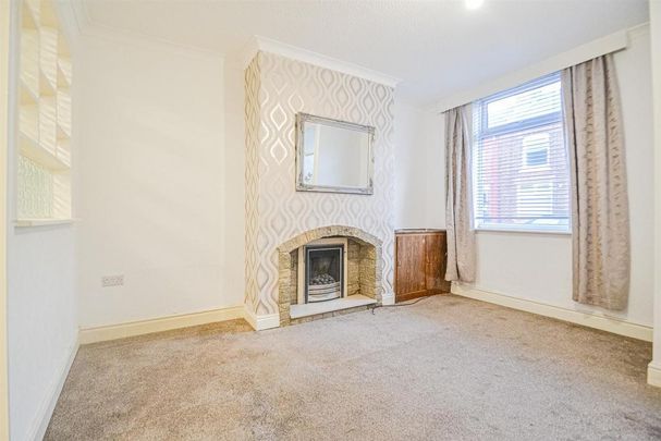 2 bedroom terraced house to rent - Photo 1