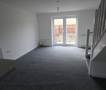 To Let: Jade Close, Hartlepool, TS24 0AR - Photo 2