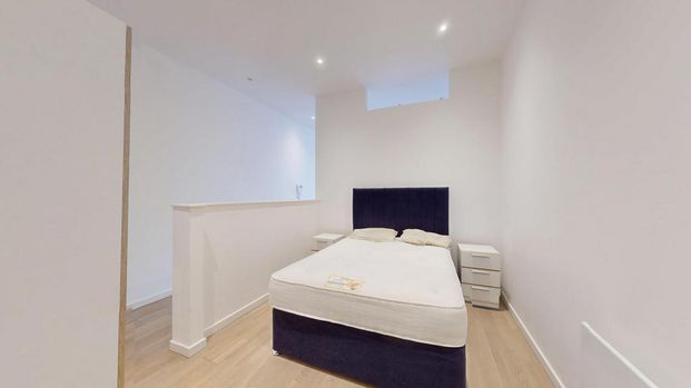 Studio to rent - Photo 1