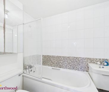 4 bedroom detached house to rent - Photo 4