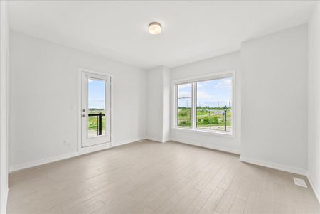 For Lease - 33 Pluto Way, Whitby, Ontario - Photo 2