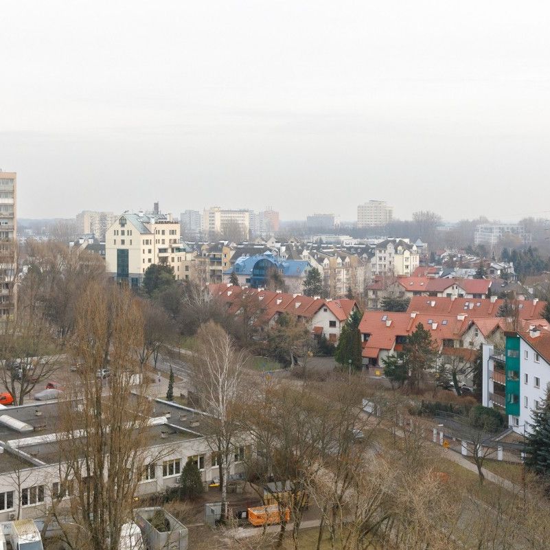 4 niezależne pokoje, po odświeżeniu - Photo 1