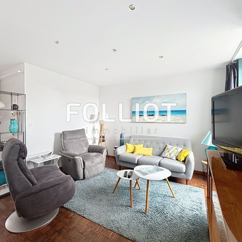 A LOUER - Appartement Centre-ville Coutances Meublé - 3 pièce(s) 65.5 m2 - Photo 1