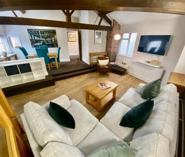 2 Bedroom Terraced To Let - Photo 3