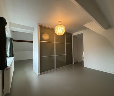 Dakappartement met groot terras in het centrum van Ranst! - Photo 1