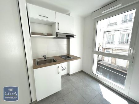 Location Appartement 1 pièce 27m² ST ETIENNE 42000 - Photo 4