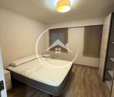 Maestro Arturo Padilla, Burjassot, Valencian Community 46100 - Photo 2