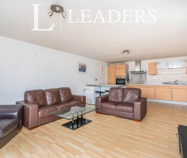1 bedroom apartment to rent Brecon House, The Canalside, Portsmouth... - Photo 2